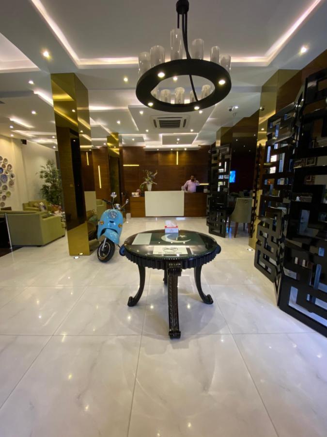 Lahore Continental Hotel Exterior foto