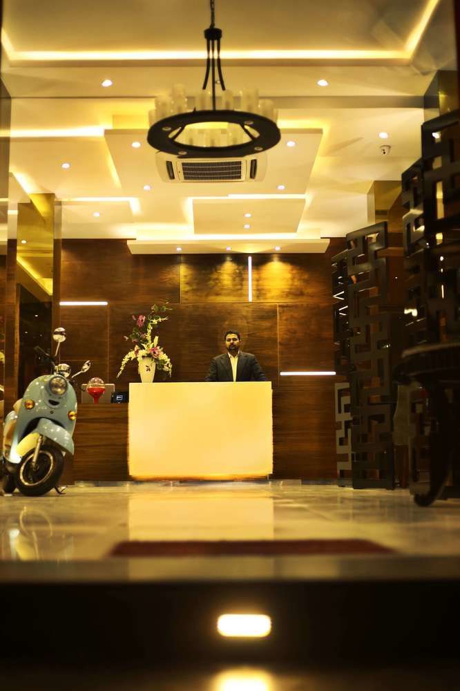 Lahore Continental Hotel Exterior foto