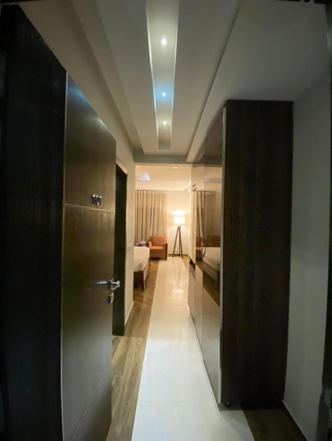 Lahore Continental Hotel Exterior foto
